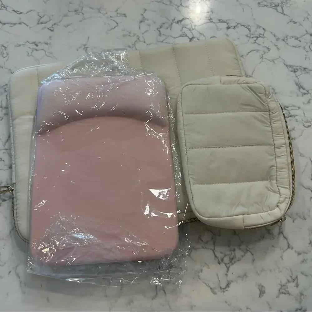 NWOT Mosiso Cream Softshell Electronics Tech Case‎ w/ Mouse Pad & Small Case